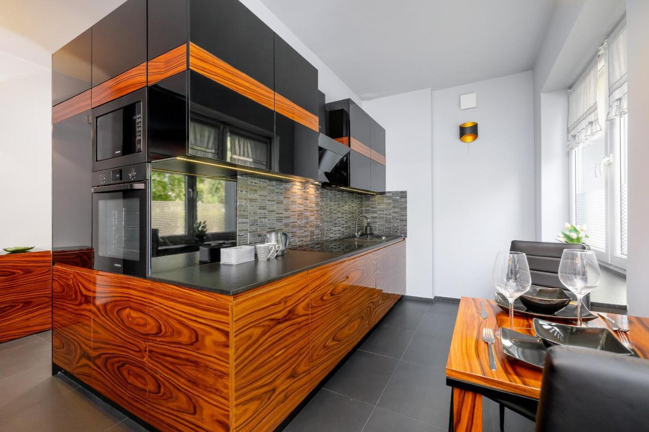 Stylish Korfantego Apartment Next To Spodek By Noclegi Renters 卡托维兹 外观 照片